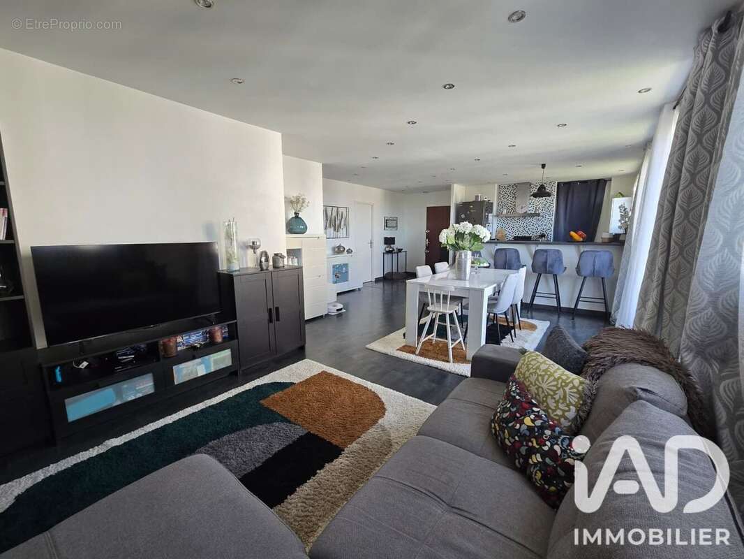 Appartement 78 m² à Orleans  - photo 9