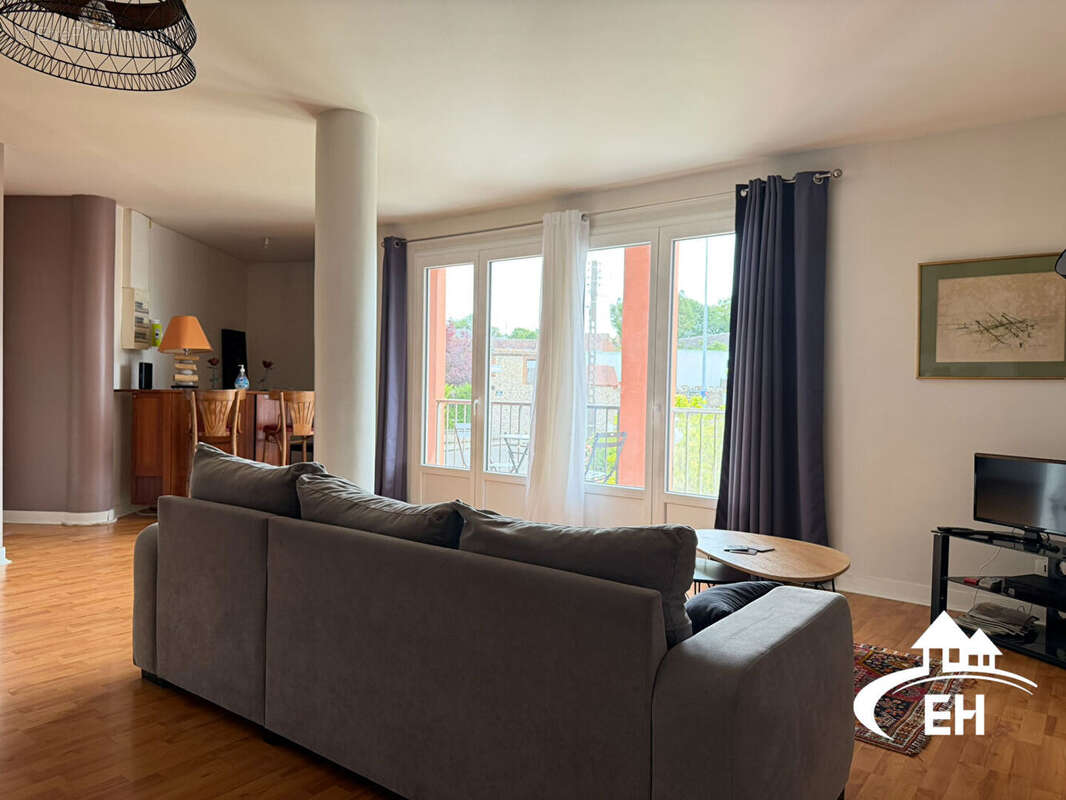 Appartement centre-ville de l'aigle - photo 9