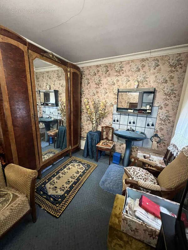 Maison à ORIGNY-SAINTE-BENOITE