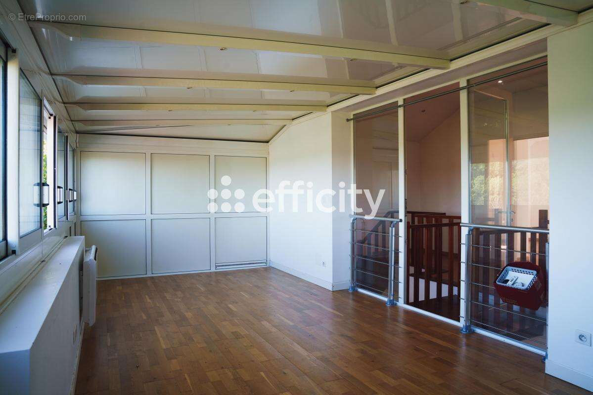 Maison à VILLEBON-SUR-YVETTE