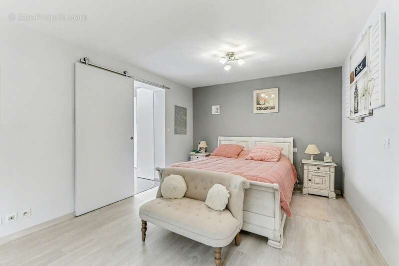 Maison à BRUGUIERES