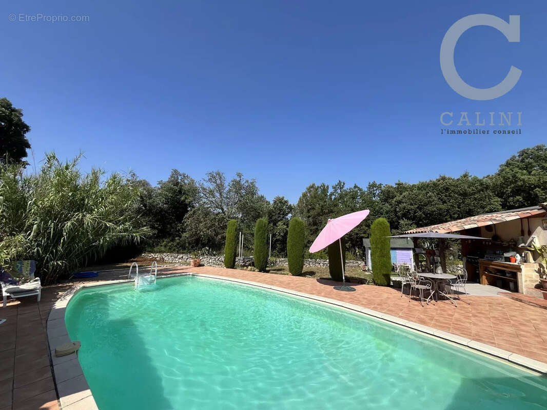 Maison à GARRIGUES-SAINTE-EULALIE