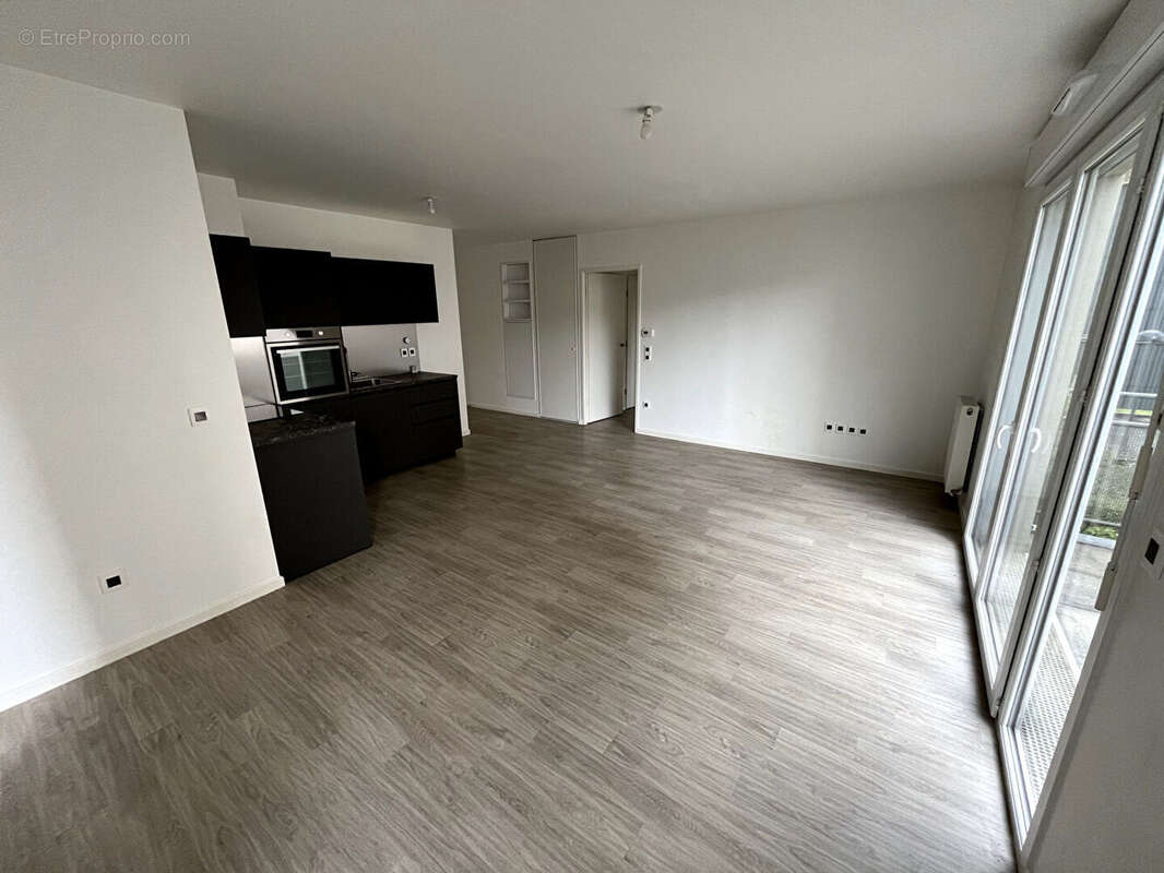 Appartement à HARDRICOURT