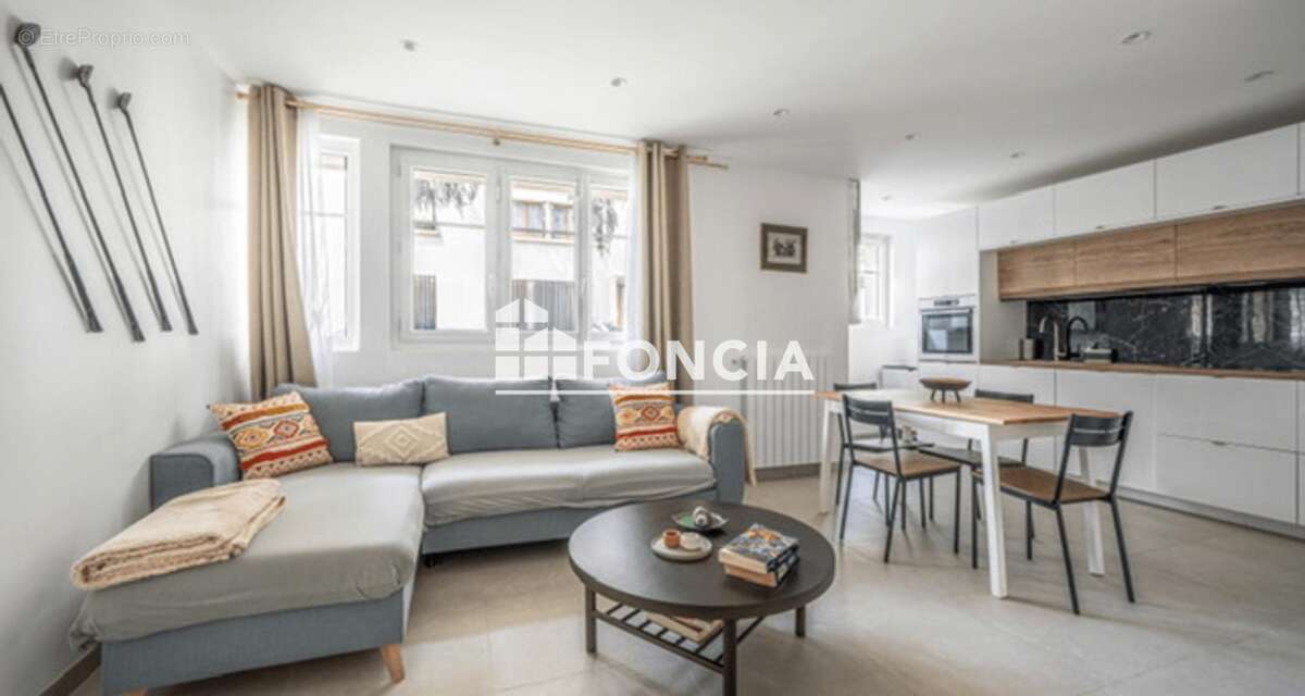 Appartement à ROSNY-SOUS-BOIS
