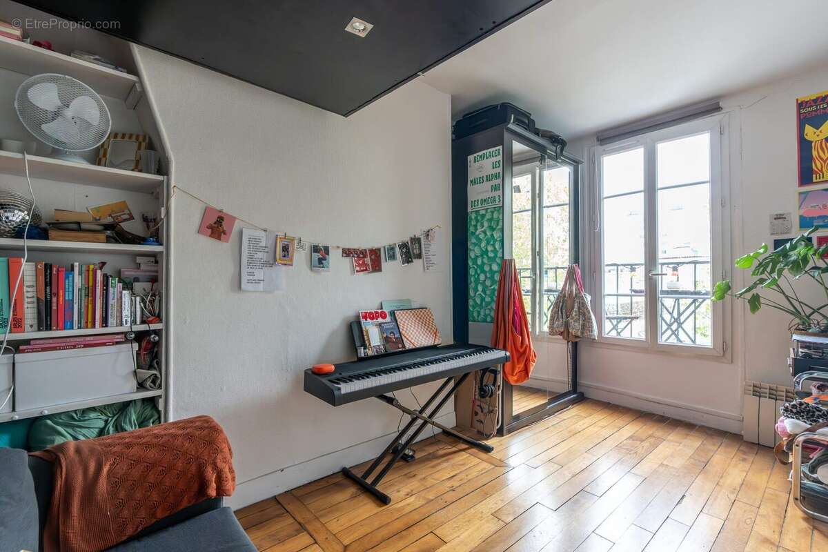 Appartement à PARIS-11E