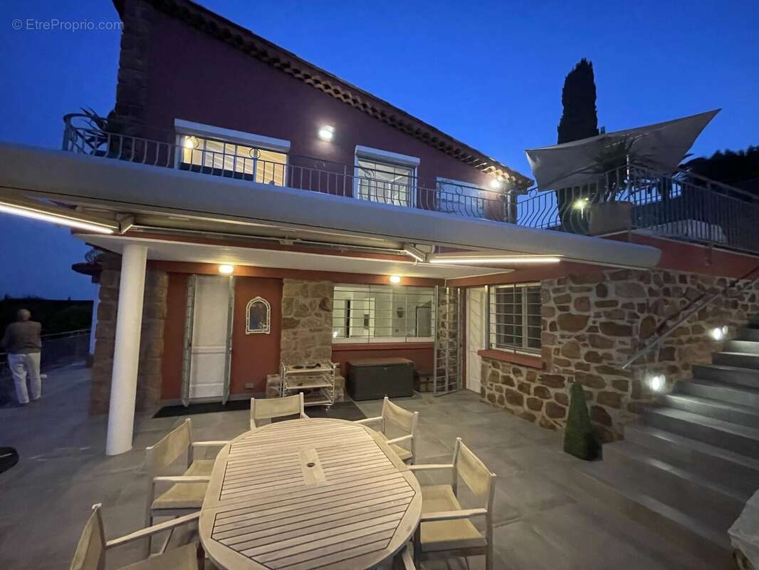 Maison à SAINT-RAPHAEL