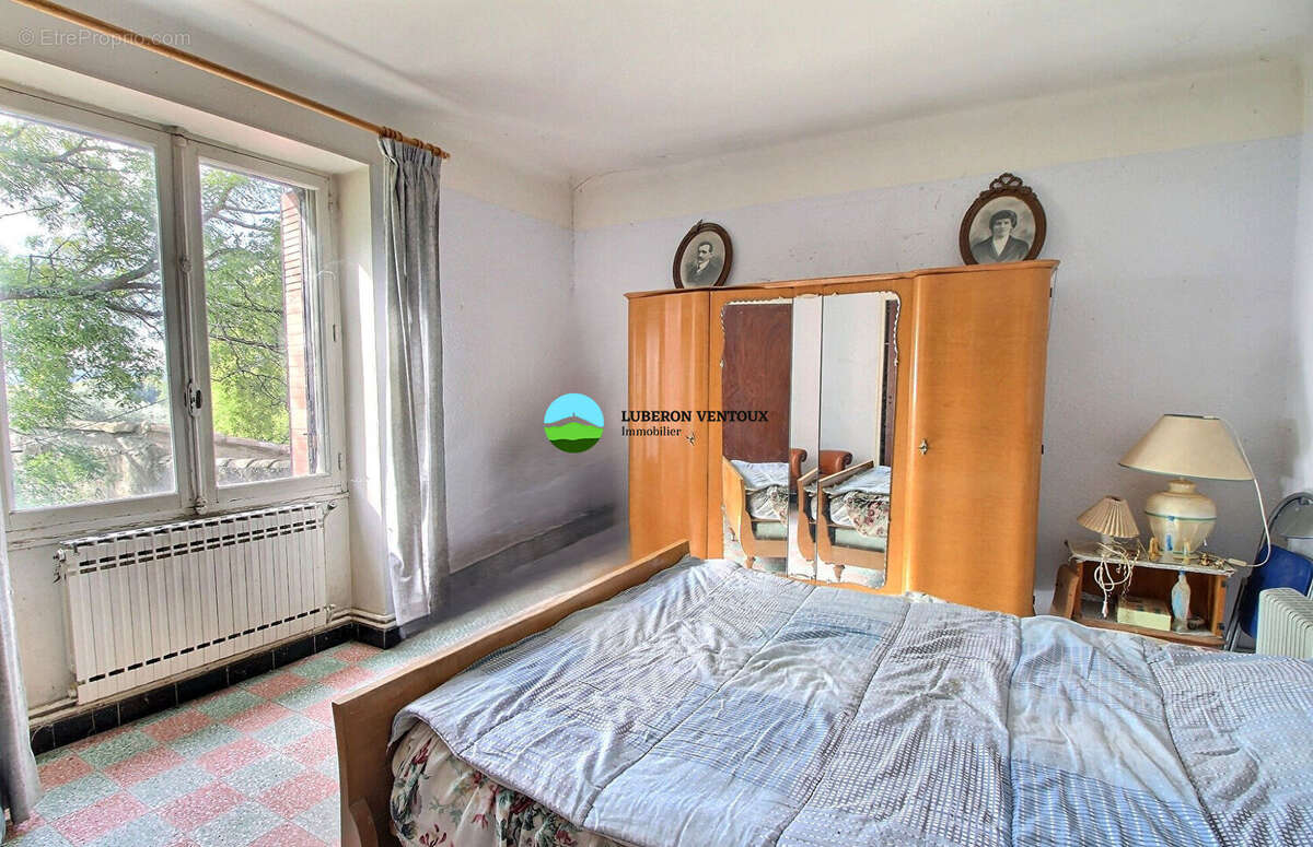 Maison à COURTHEZON