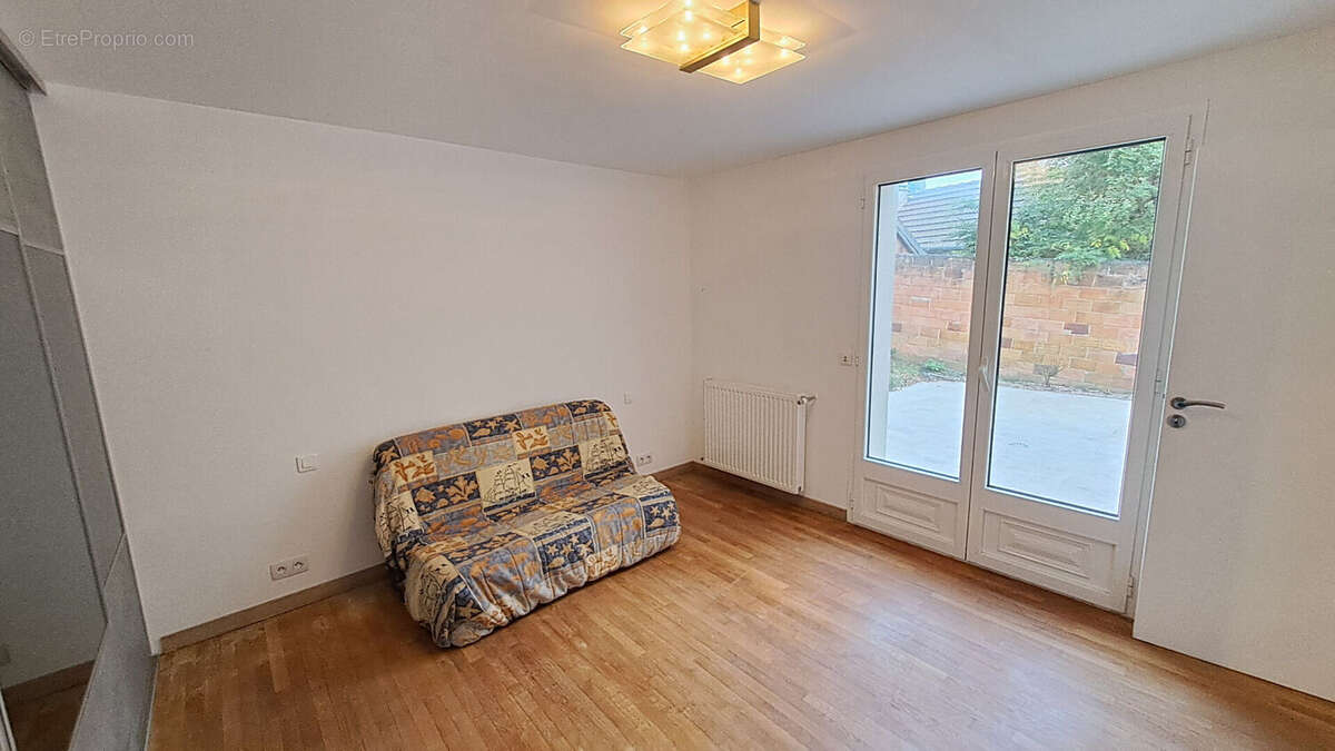 Maison à SAINT-REMY-LES-CHEVREUSE