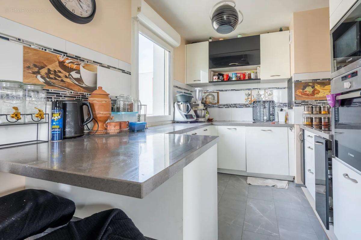Appartement à STAINS