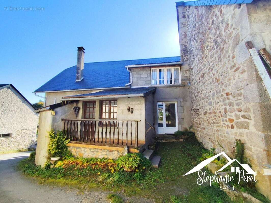 Maison 105 m² à Feniers  - photo 2