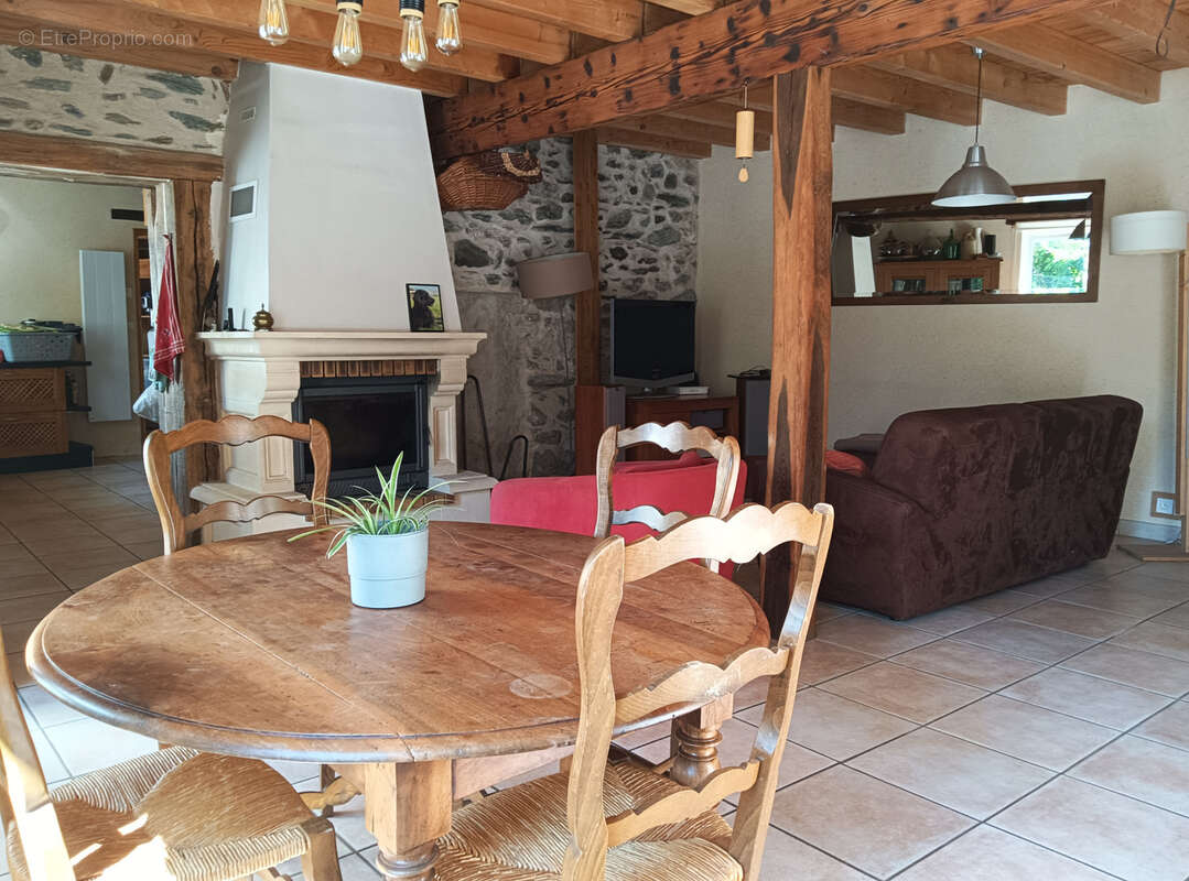 Maison à LA MOTTE-SAINT-MARTIN