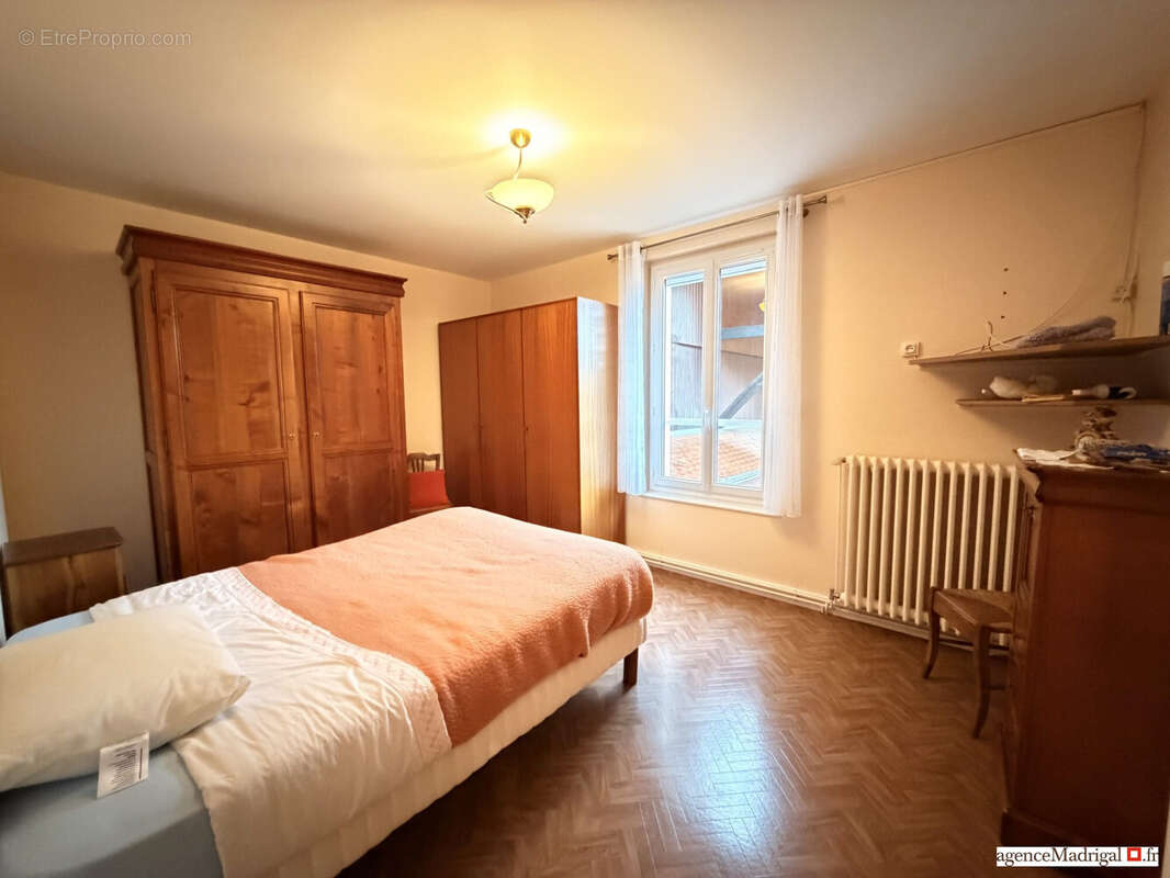 Maison à LE GRAND-LEMPS