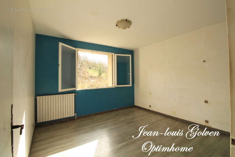 Maison à LACAUNE