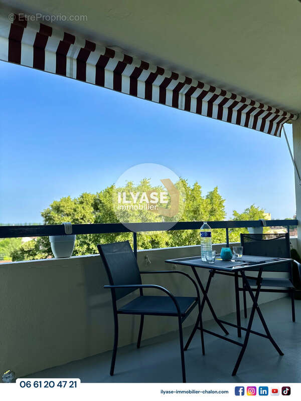 Appartement T4  93 m2  2 balcons  1 garage  1 cave - photo 4