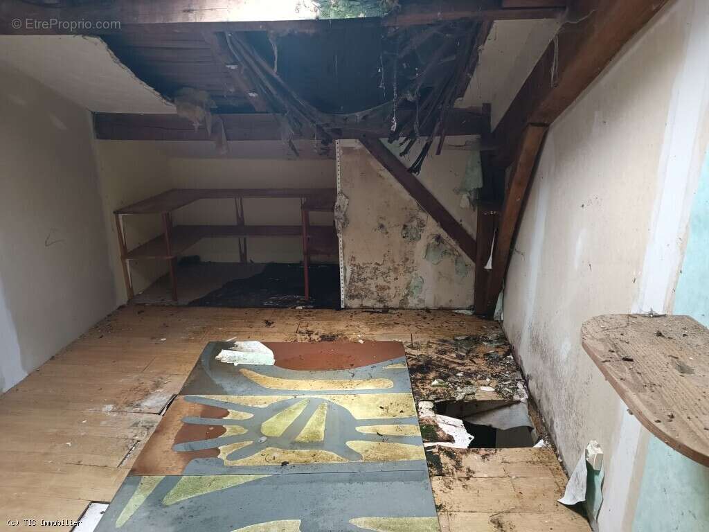 Beau Projet de Rénovation dans un Beau Hameau de Nanteuil-en-Vallée - photo 8