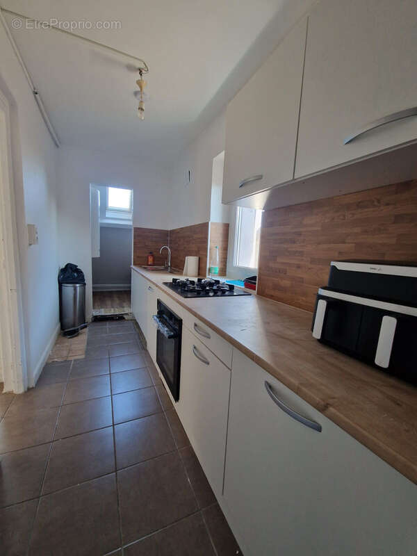 Appartement F2 idéalement situé à Exincourt. - photo 3