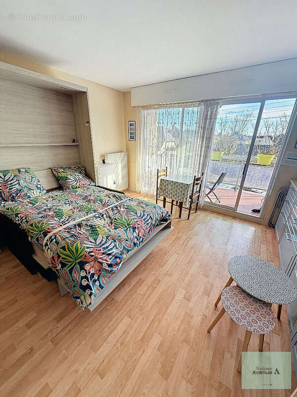 Appartement à OUISTREHAM