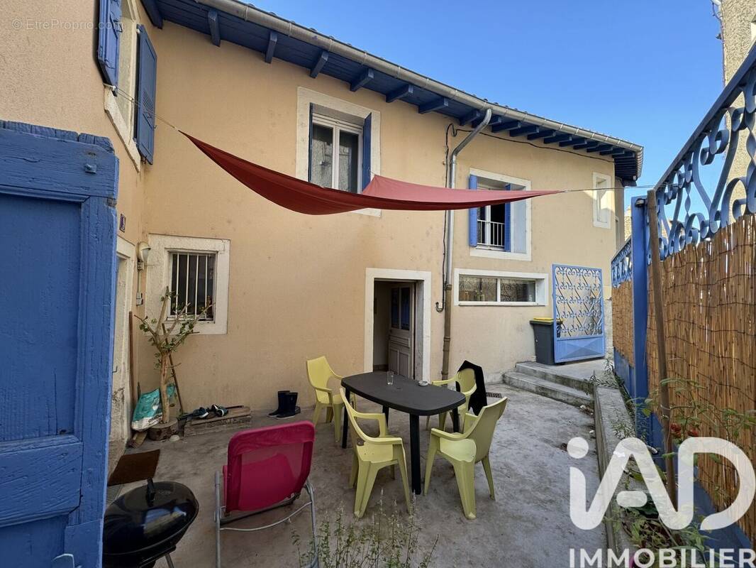 Photo 1 - Maison à ESPALY-SAINT-MARCEL