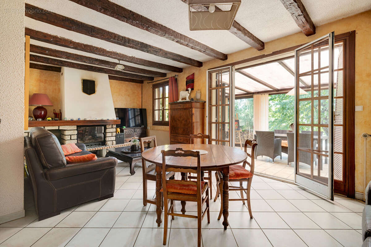 Maison Vincey 5 pièce(s) 108 m2 - photo 9
