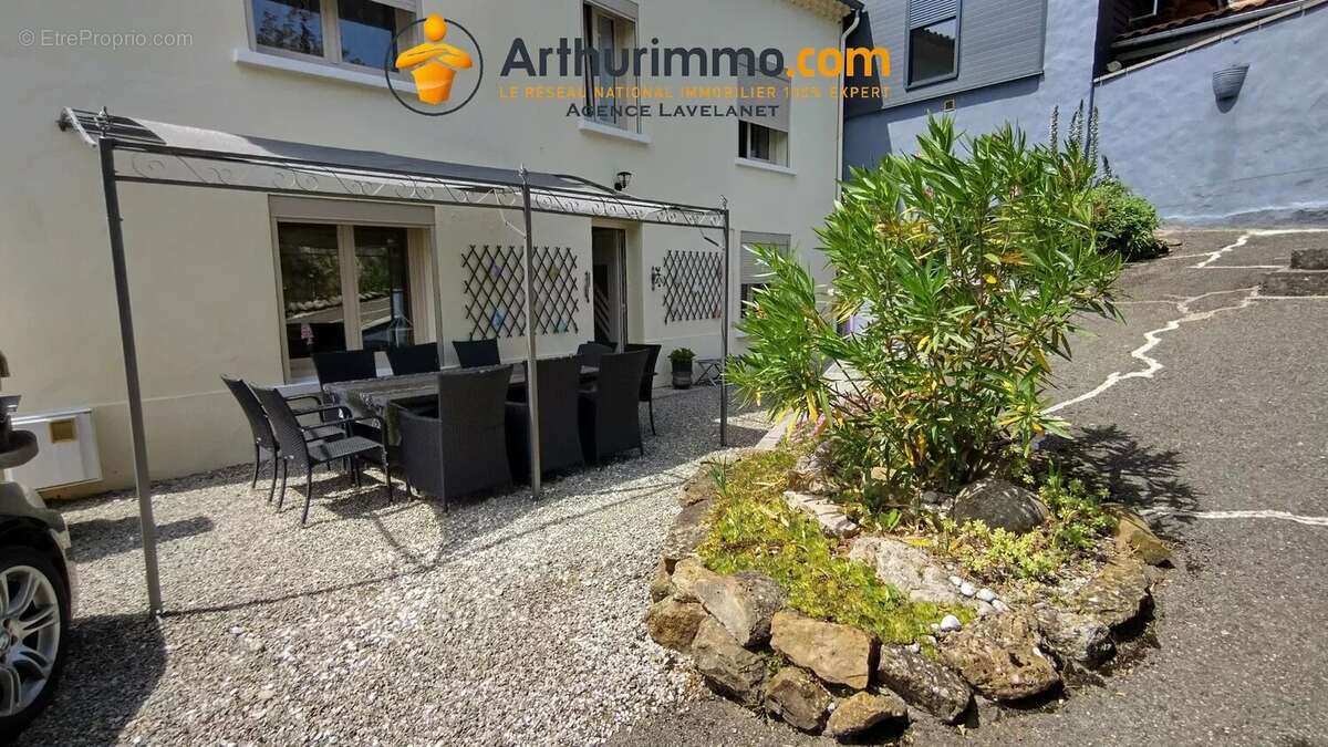Maison avec jardin à  Carla de Roquefort en Ariège. - photo 4