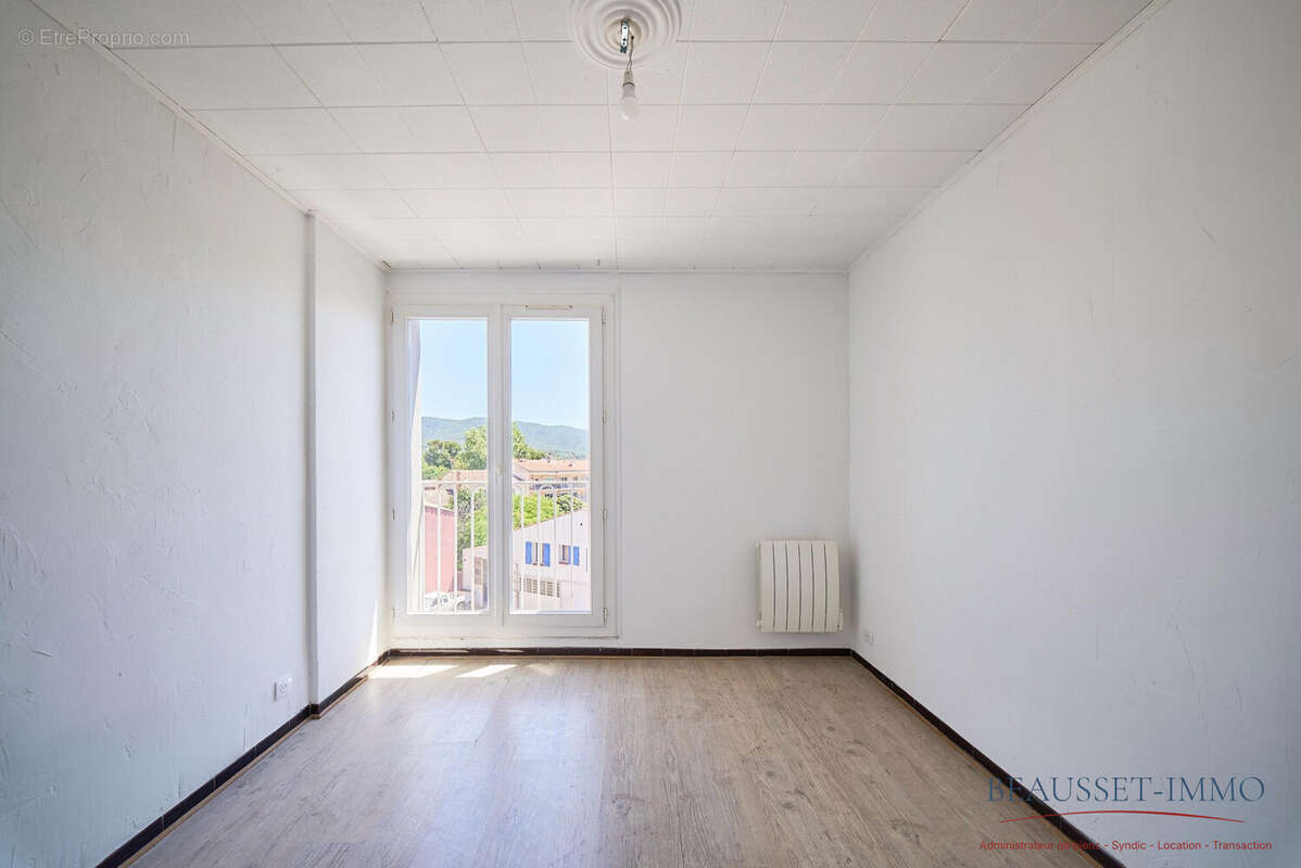 Appartement à LE BEAUSSET