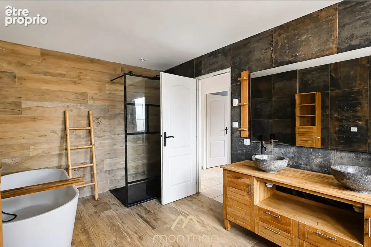 Maison 218 m² à Audun-Le-Roman  - photo 5