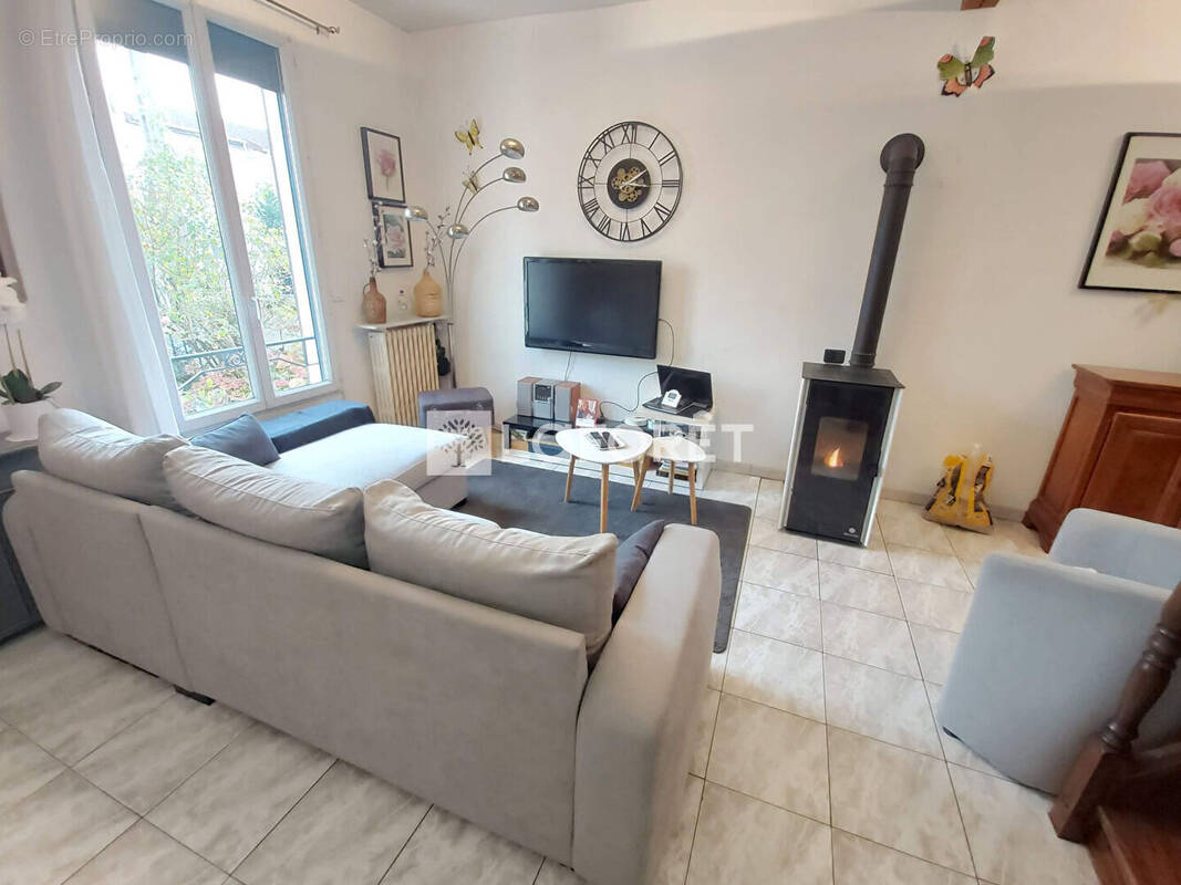 Maison à VILLEMOMBLE