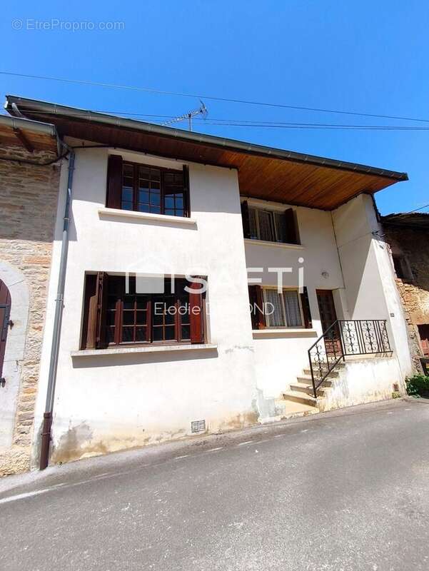 Photo 2 - Maison à SAINT-AMOUR
