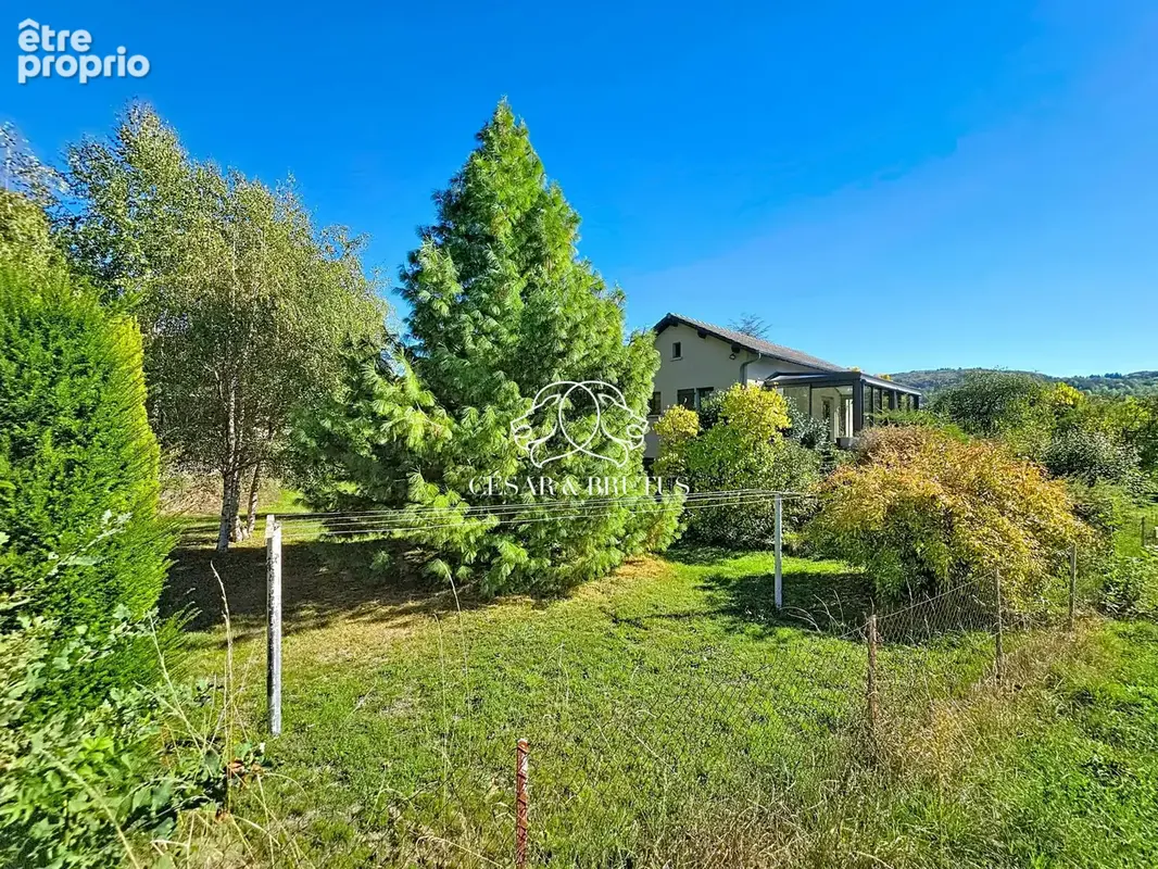 Maison 5 pièces 132 m² à vendre à Saint-Hostien (43260) - photo 3