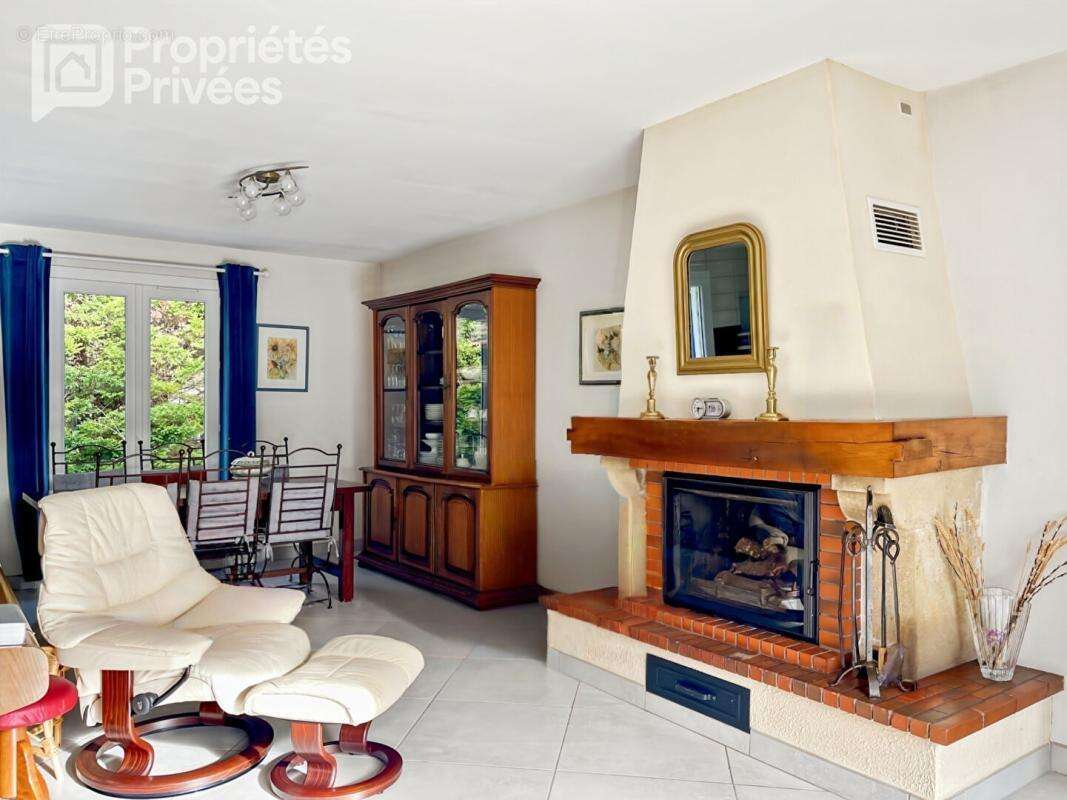 EN EXCLUSIVITÉ - Villa plain-pied 4 faces avec studio indépendant - photo 6