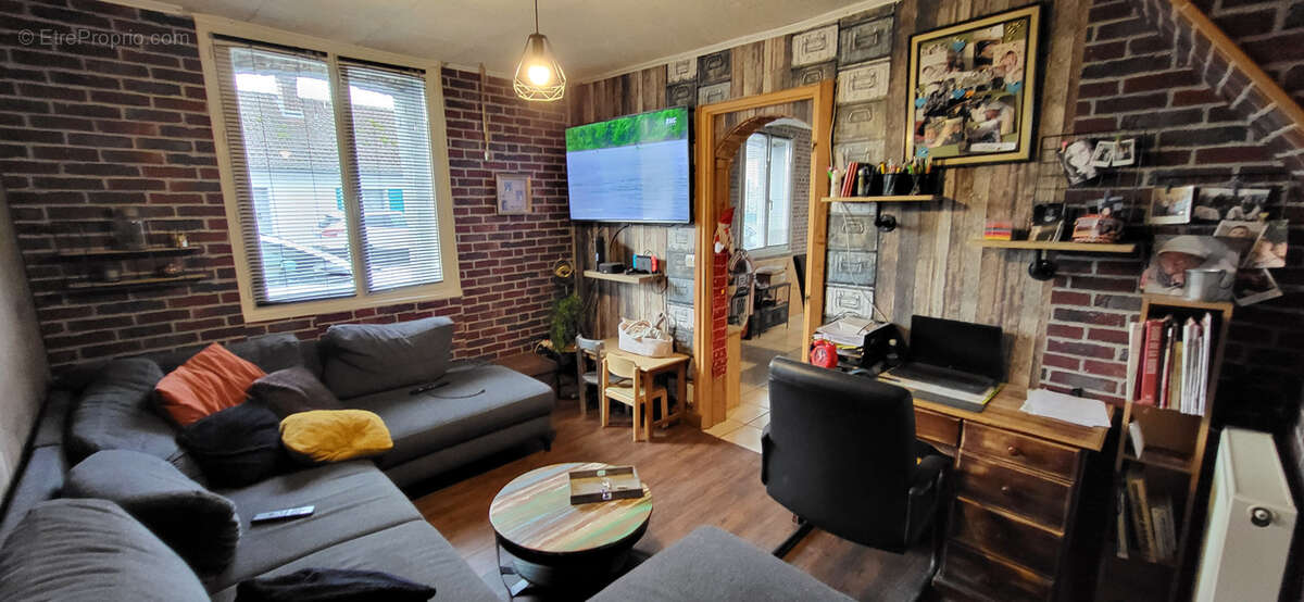 NOUVION - Maison avec terrain et garage - photo 4