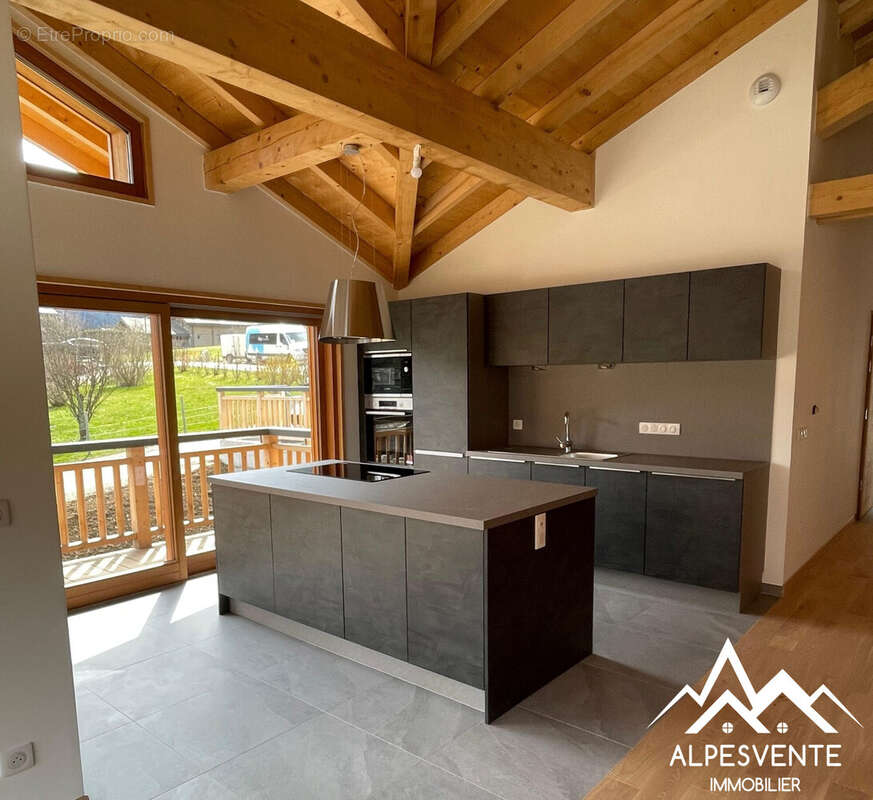 Chalet neuf Essert-Romand - Maison à ESSERT-ROMAND