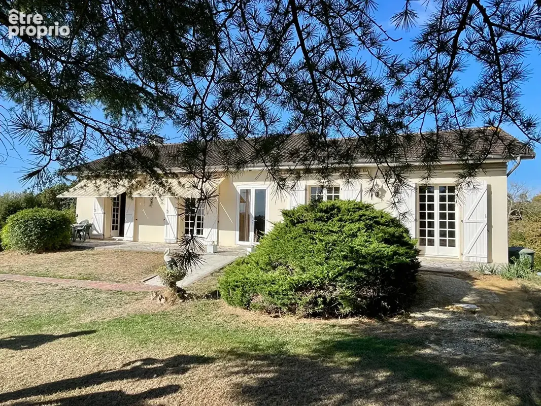 Maison à SERRES-CASTET