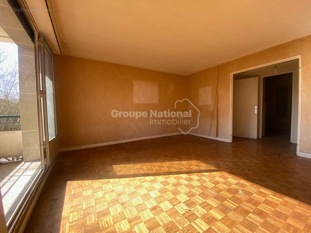 Appartement à CHAVILLE