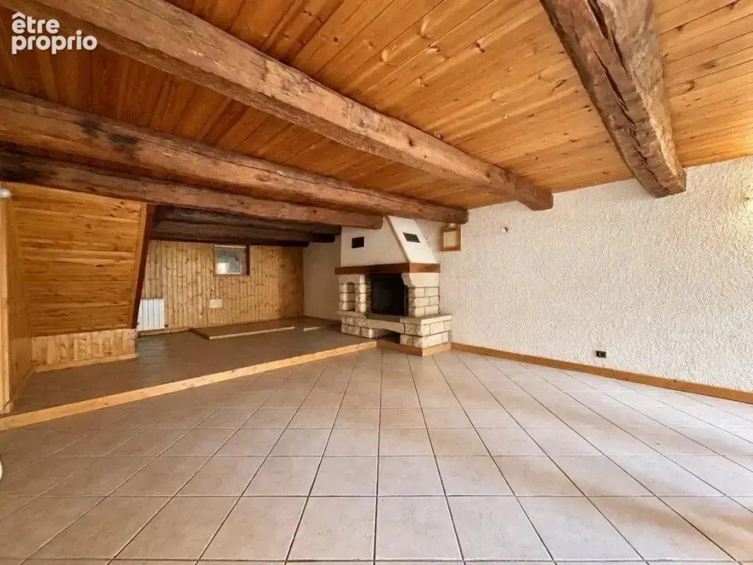 Val-des-prés – chalet 439 m² – 4 appartements - photo 8