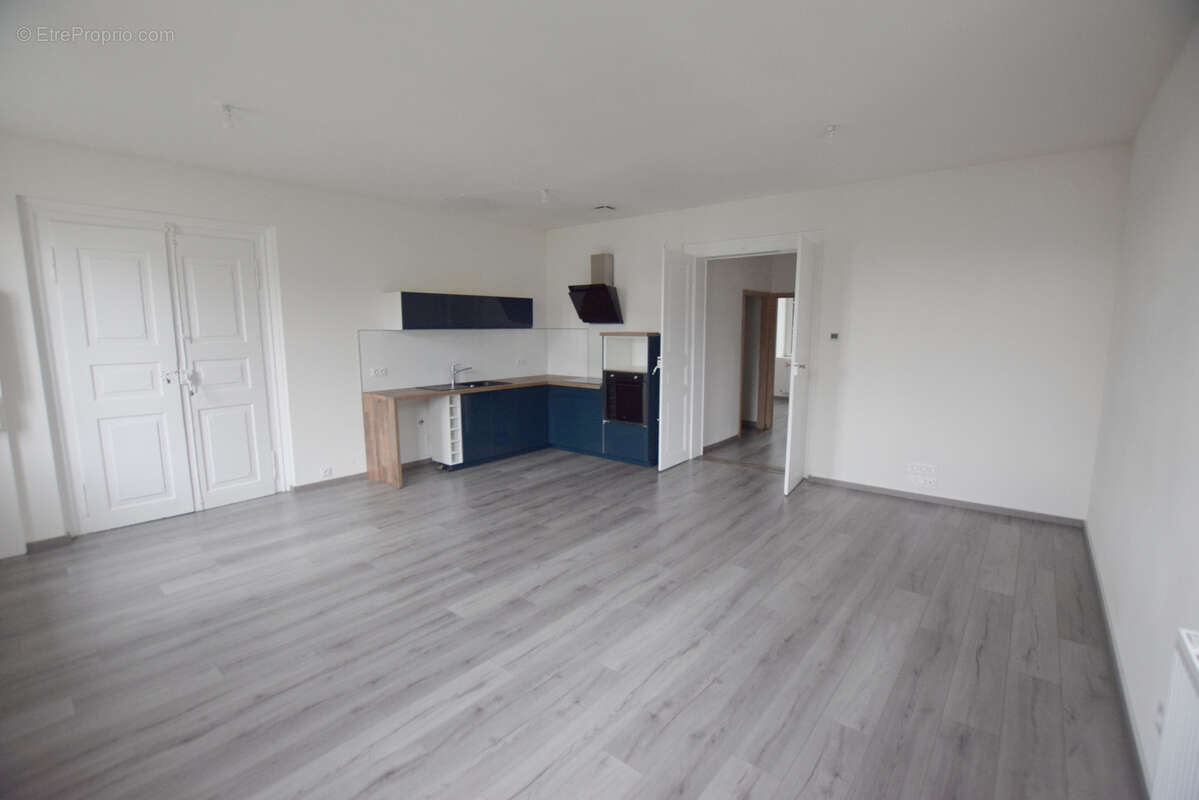 Appartement à EXINCOURT