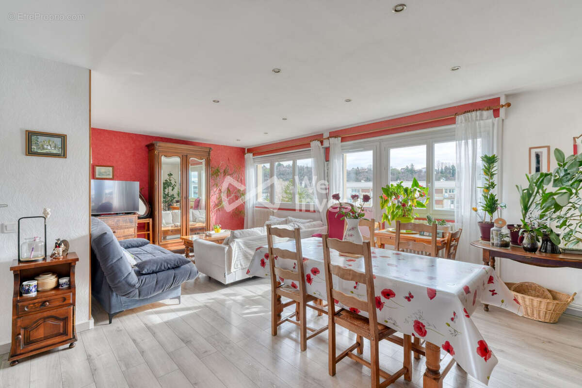 Appartement à FEYZIN