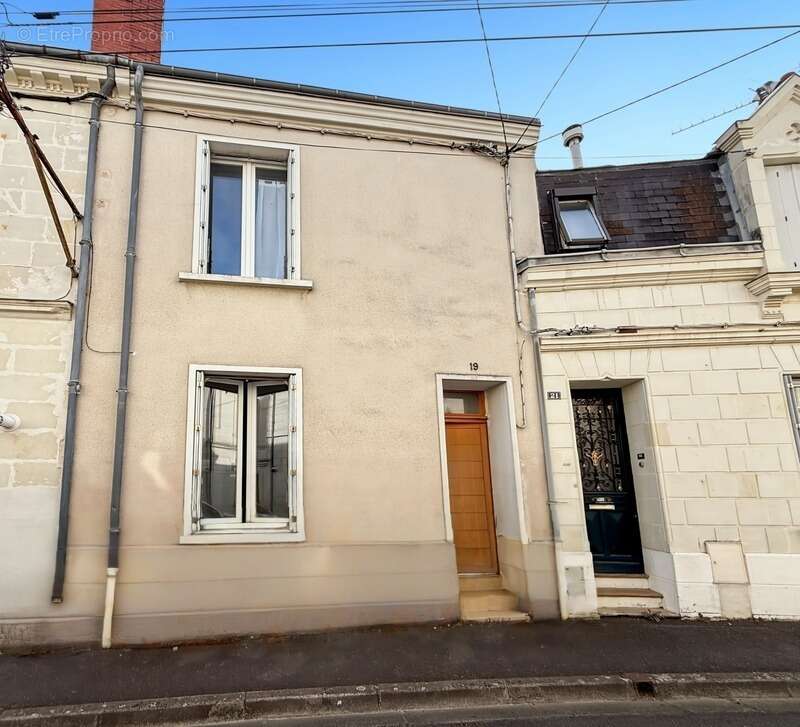 Maison à CHATELLERAULT