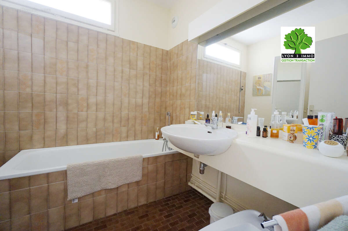 Appartement à LYON-5E