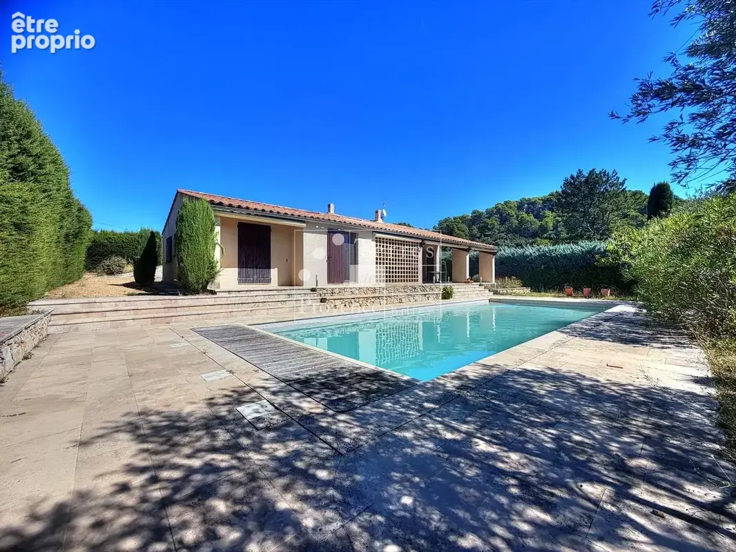 A vendre à Aups, villa provençale avec piscine et garage à Aups - photo 15