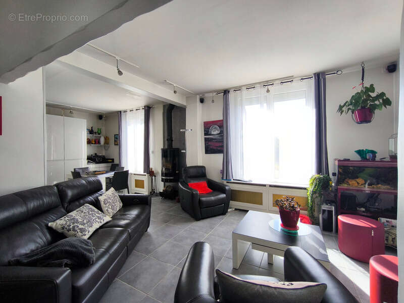 Maison à NANTERRE