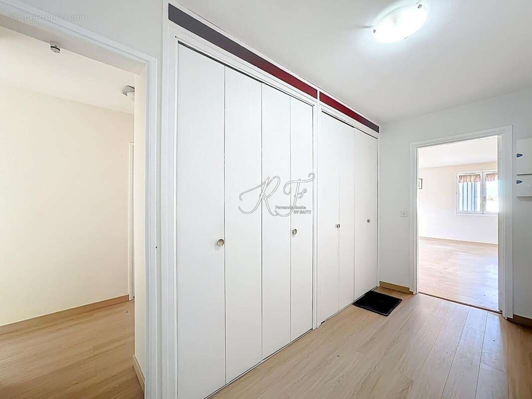 Photo 8 - Appartement à ERAGNY