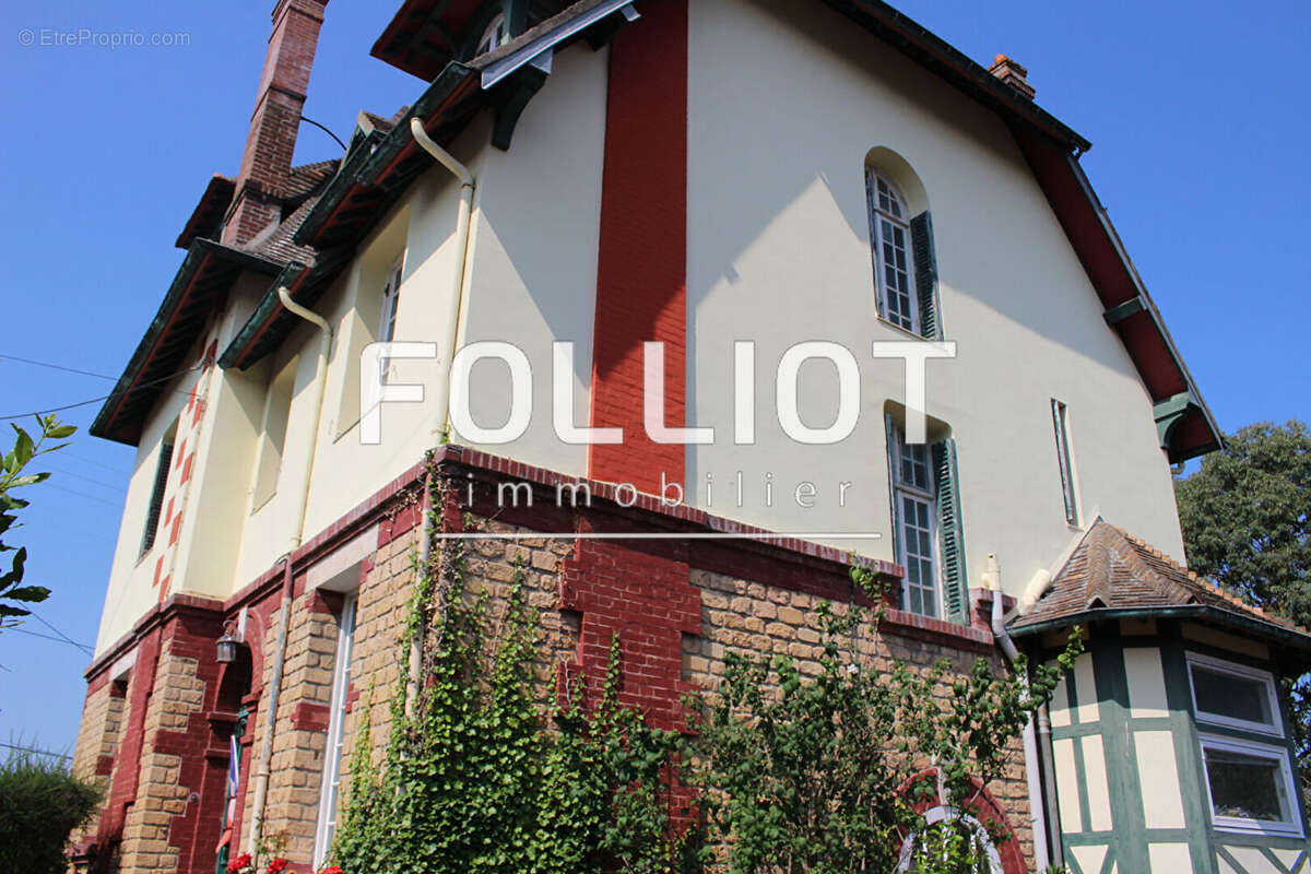 Maison à DIVES-SUR-MER