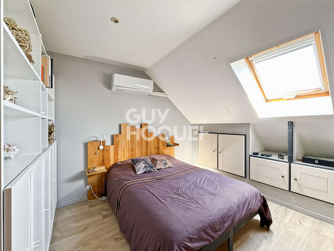 Maison à FONTENAY-TRESIGNY