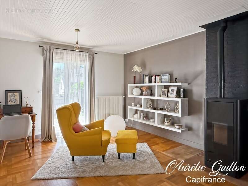 Maison à LA CHAPELLE-CARO