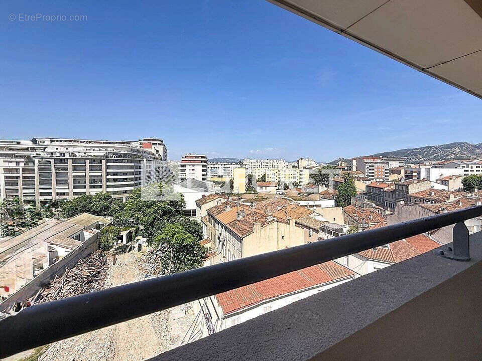 Appartement à MARSEILLE-8E