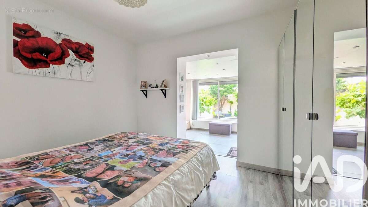 Maison 116 m² à La Crau  - photo 9