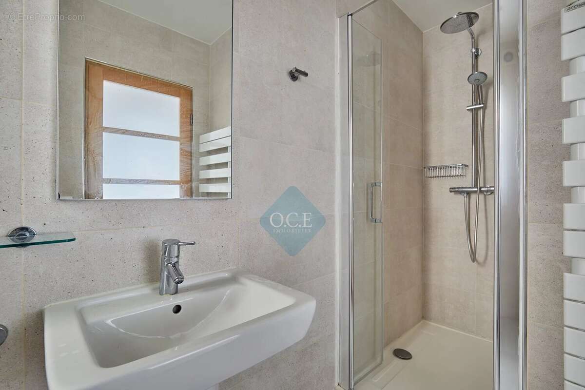 Appartement à PARIS-3E