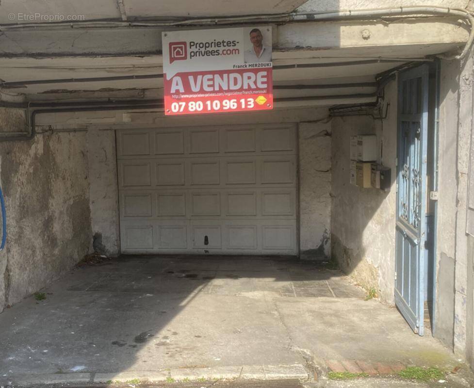 Parking à OLORON-SAINTE-MARIE