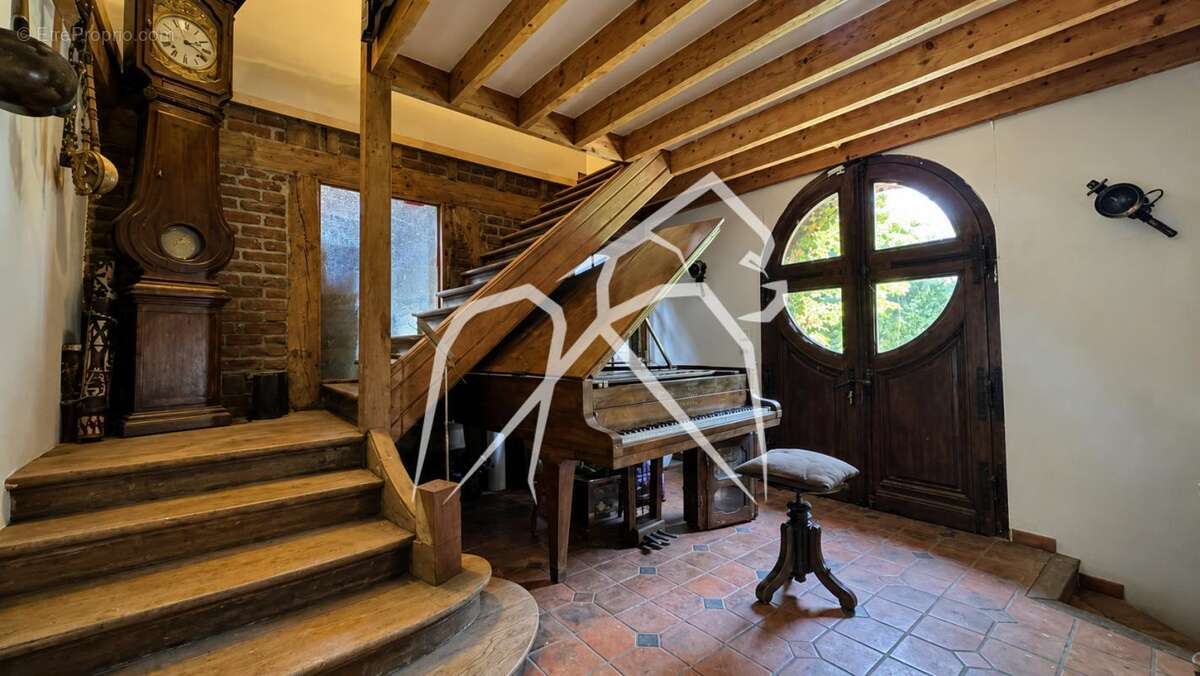 Demeure de charme 10 pièces  Clères  250 m² + Grenier à foin aménageable de 50 m² - photo 10